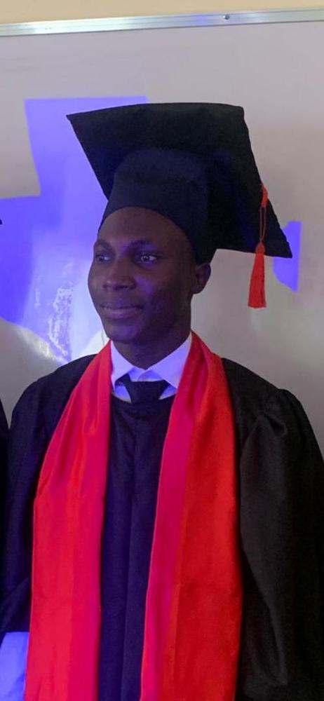 Kelly, ancien étudiant recruté par l'agence de promotion médicale PSF